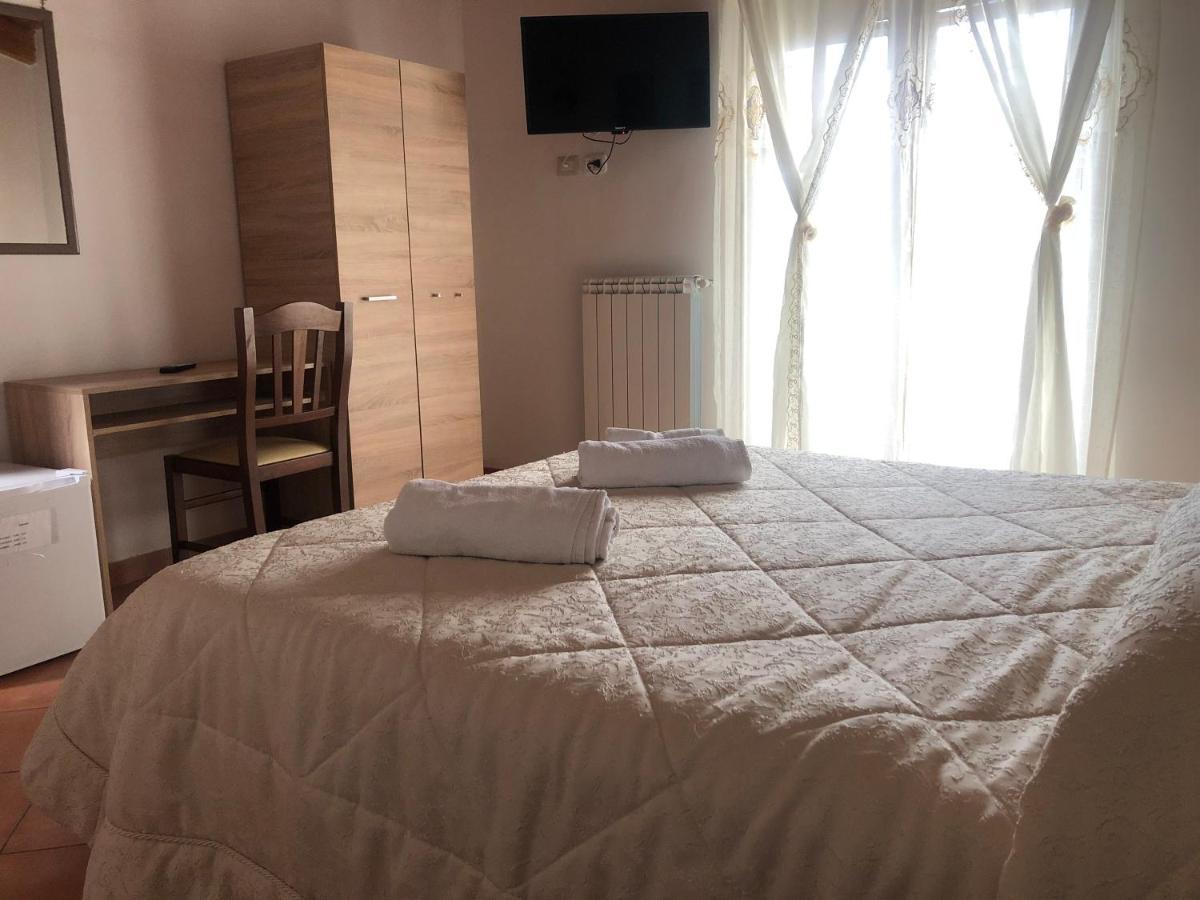 Bed & Breakfast Il Sentiero Аджерола Экстерьер фото